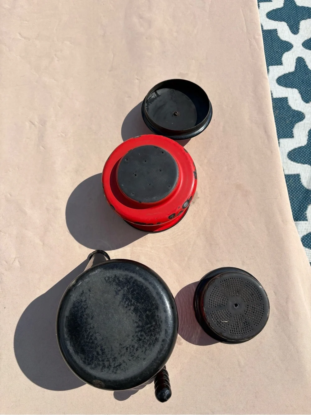 N/A bright red